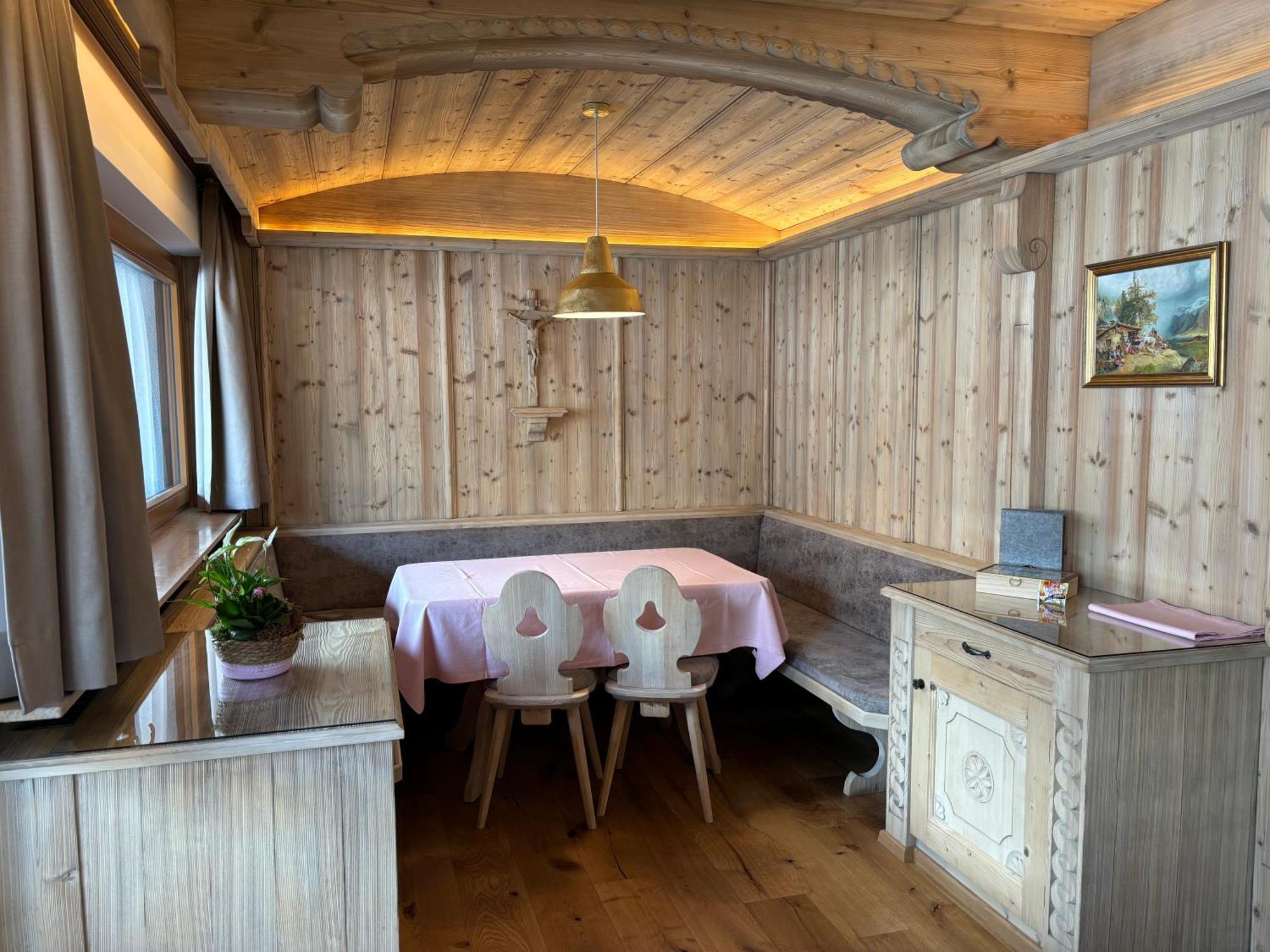 Appartement Rosa Sankt Johann in Tirol Rum bild